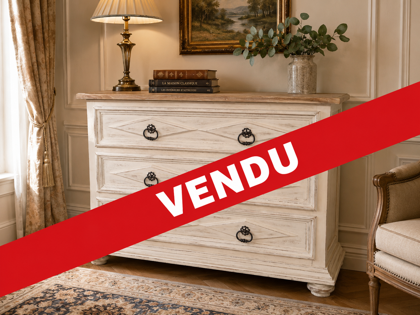 Lire la suite à propos de l’article Commode  blanche 3 tiroirs vendu